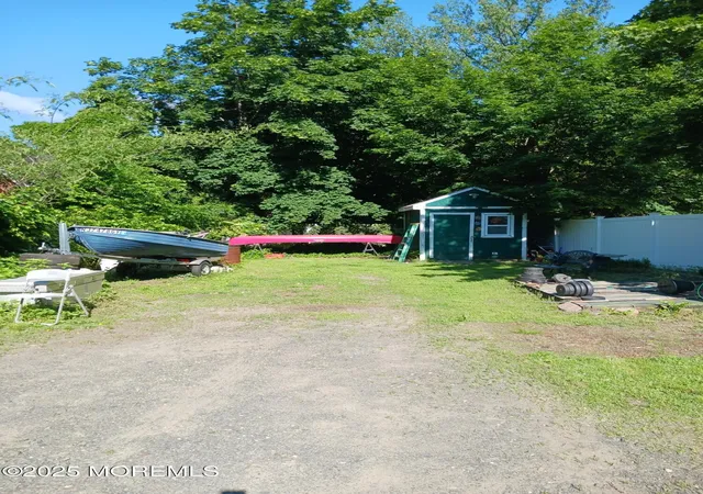Homes for sale in Matawan, NJ | 320 Main St, Matawan, NJ 07747 | MLS# 22619023