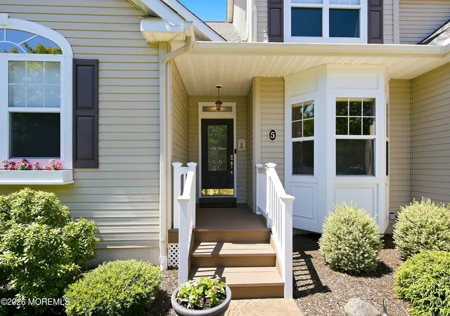 5th image of 5 Country Woods Ln, Pine Beach, NJ 08741 | MLS# 22619189