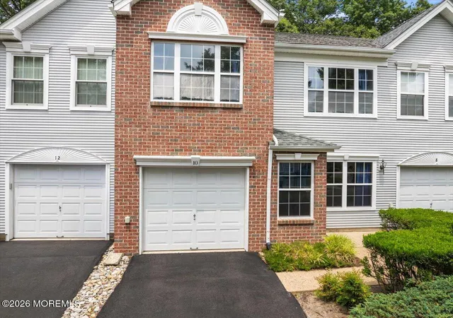 5th image of 10 Pennsbury Wy, East Brunswick, NJ 08816 | MLS# 22619150