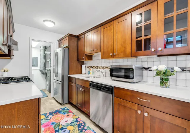 5th image of 6 Beverly Ct, Tinton Falls, NJ 07724 | MLS# 22619139