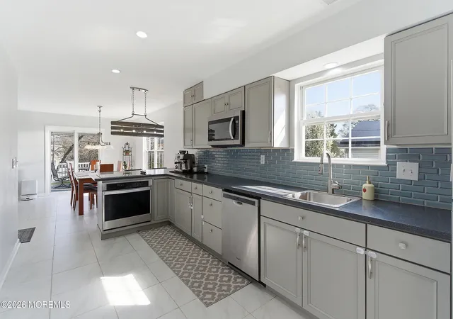 5th image of 335 Park Ave, Union Beach, NJ 07735 | MLS# 22619101