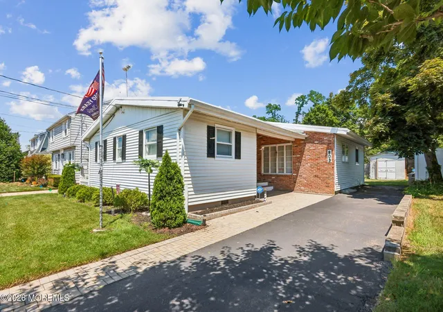 3rd image of 803 Trenton Ave, Point Pleasant Beach, NJ 08742 | MLS# 22619138