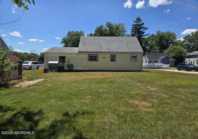 5th image of 18 Victory Dr, Englishtown, NJ 07726 | MLS# 22619155