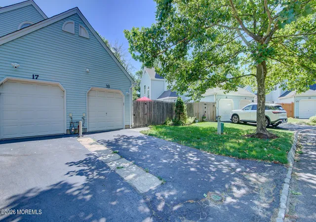 2nd image of 16 Whitman Ct, Freehold, NJ 07728 | MLS# 22621271