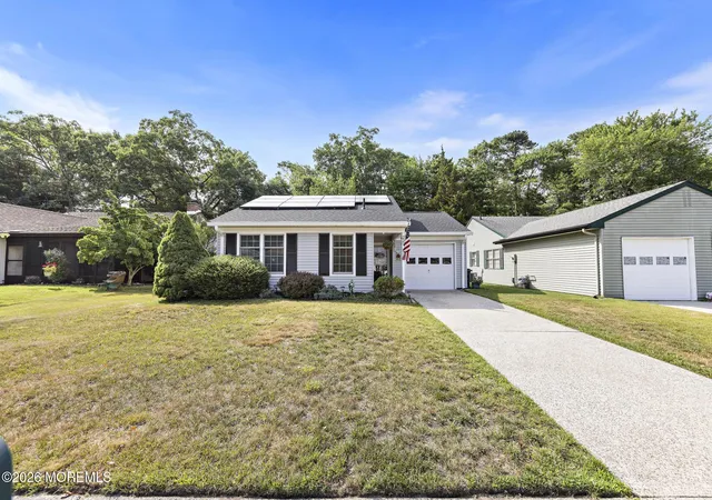 Homes for sale in Little Egg Harbor Twp, NJ | 227 Lexington Dr, Little Egg Harbor Twp, NJ 08087 | MLS# 22619196