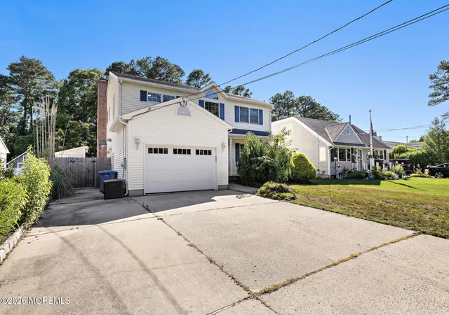 Homes for sale in Manahawkin, NJ | 195 S Lakeshore Dr, Manahawkin, NJ 08050 | MLS# 22619198