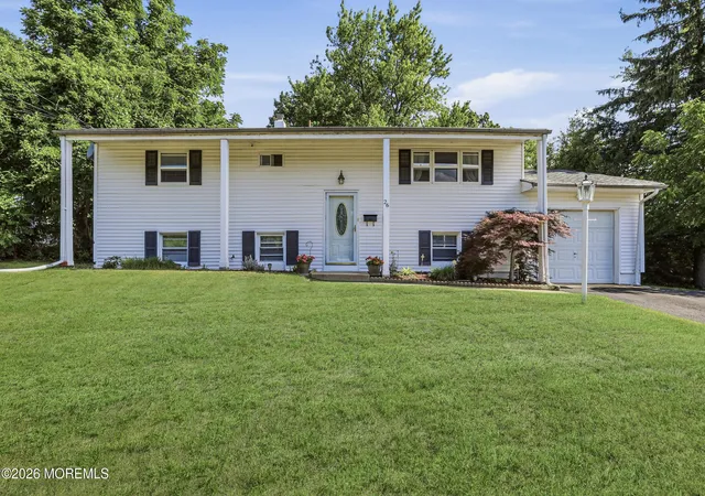 Homes for sale in Howell, NJ | 26 Newport Dr, Howell, NJ 07731 | MLS# 22619206