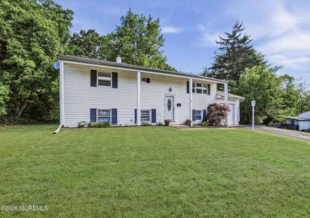 Homes for sale in Howell, NJ | 26 Newport Dr, Howell, NJ 07731 | MLS# 22619206