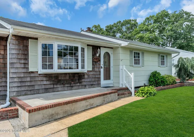 Homes for sale in Brick, NJ | 62 Garden Ave, Brick, NJ 08724 | MLS# 22619286