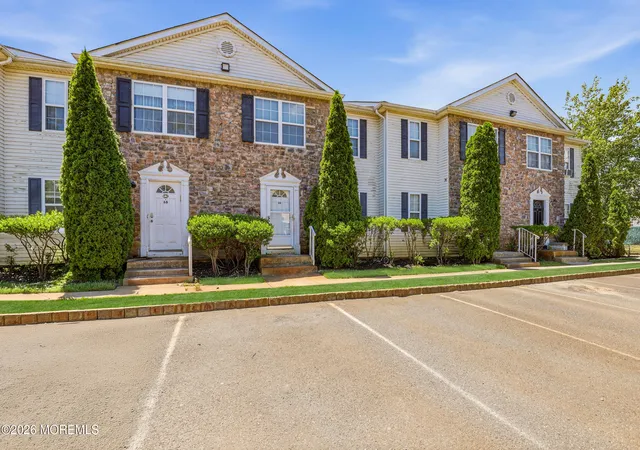 3rd image of 66 Aspen Ct, Lakewood, NJ 08701 | MLS# 22619608