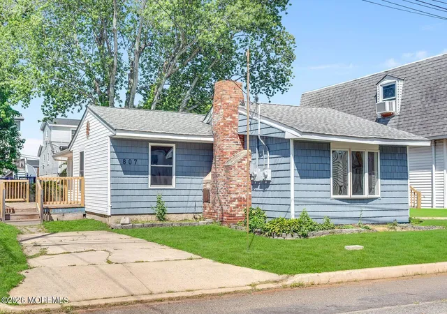 1st image of 807 6th St #A & B, Keyport, NJ 07735 | MLS# 22619255