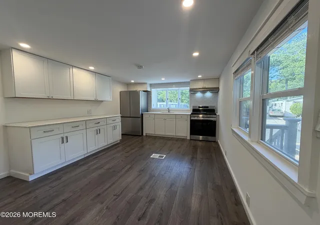 Homes for sale in Toms River, NJ | 66 Roberts Rd, Toms River, NJ 08755 | MLS# 22619264