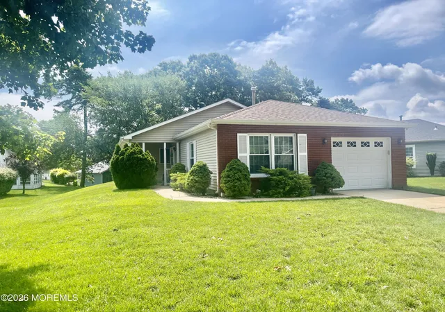 Photo 2 of Single family home for sale at 1869 Buttonwood Ave, Toms River, NJ 08755 | MLS# 22621411 | Listing updated on 2026-08-02