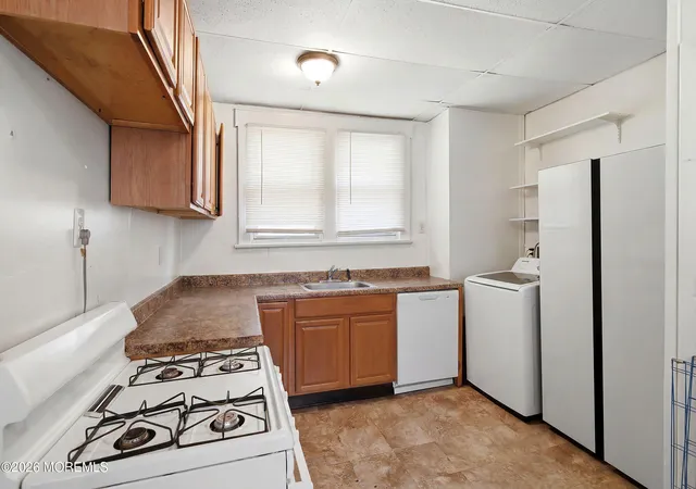 Homes for sale in South Amboy, NJ | 275 Laurence Pkwy, South Amboy, NJ 08879 | MLS# 22619712