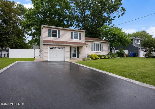Homes for sale in Middletown, NJ | 6 Mercury St, Middletown, NJ 07748 | MLS# 22619320