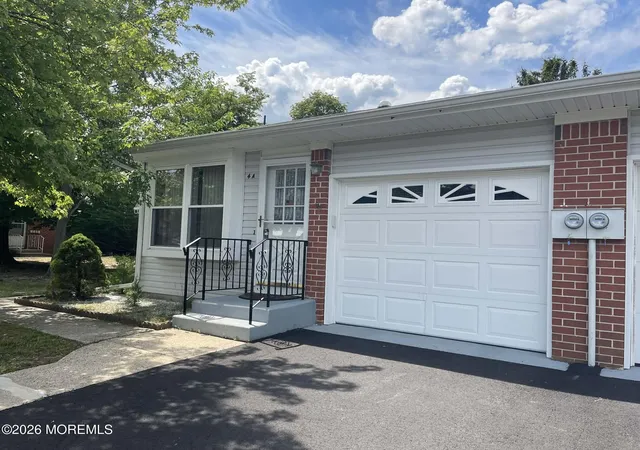 1st image of 4 Yorktowne Pkwy #A, Whiting, NJ 08759 | MLS# 22619325