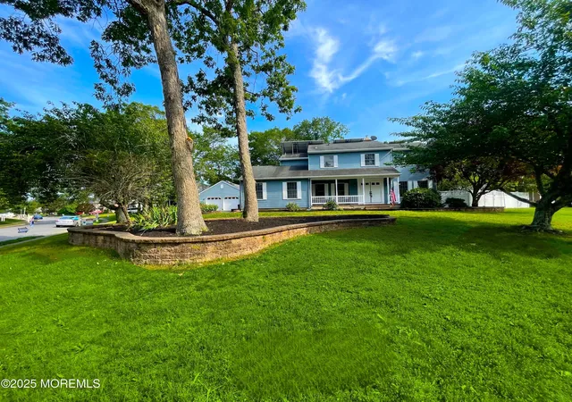 Photo 4 of Single family home for sale at 705 Princeton Rd, Lanoka Harbor, NJ 08734 | MLS# 22619350 | Listing updated on 2026-09-27