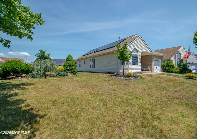 Homes for sale in Toms River, NJ | 87 Canterbury Ln, Toms River, NJ 08757 | MLS# 22619364