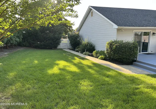 Homes for sale in Toms River, NJ | 217 Woodberry Dr, Toms River, NJ 08753 | MLS# 22619410