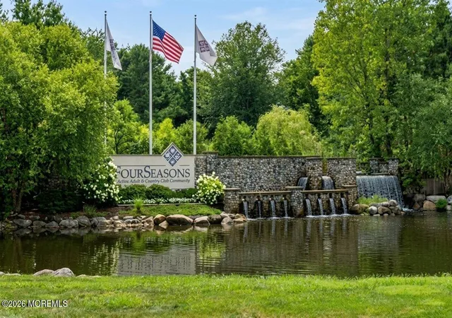 39th image of 38 Autumntide Dr, Lakewood, NJ 08701 | MLS# 22619409