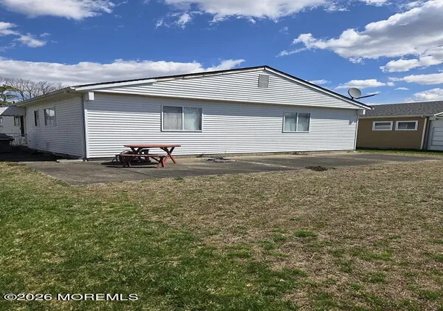 Homes for sale in Toms River, NJ | 131 Rodhos St, Toms River, NJ 08757 | MLS# 22619428