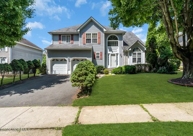 Homes for sale in Matawan, NJ | 26 Brandywine Dr, Matawan, NJ 07747 | MLS# 22620488