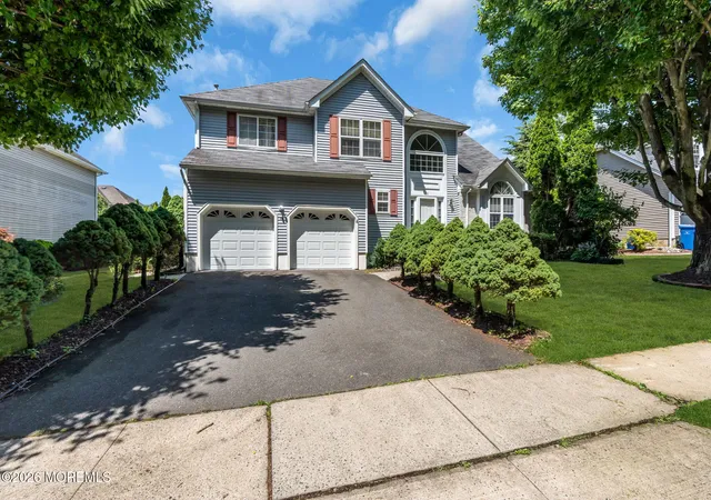 Homes for sale in Matawan, NJ | 26 Brandywine Dr, Matawan, NJ 07747 | MLS# 22620488