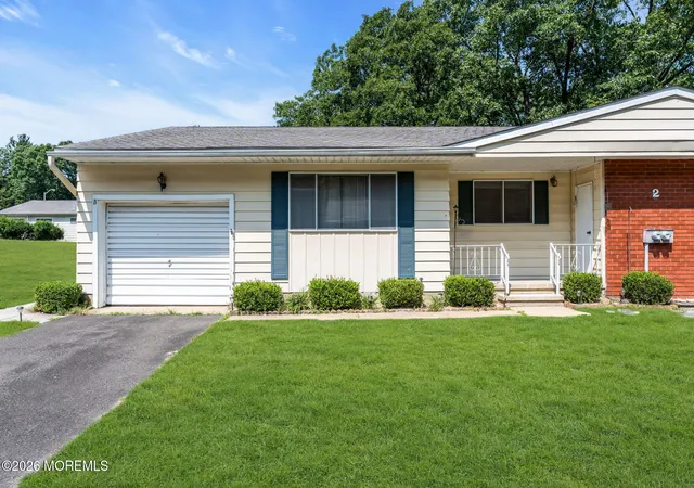 5th image of 2 B Connecticut Dr #B, Whiting, NJ 08759 | MLS# 22620417