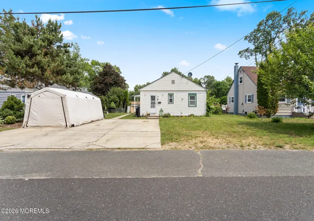 Homes for sale in New Egypt, NJ | 14 Story St, New Egypt, NJ 08533 | MLS# 22619503