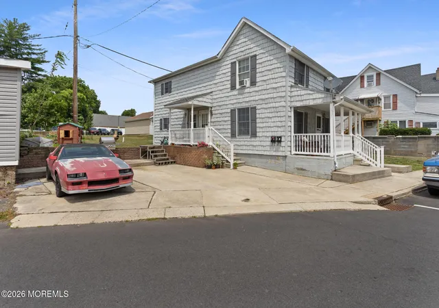 3rd image of 1 Lakeview Dr, Plumsted, NJ 08533 | MLS# 22619515