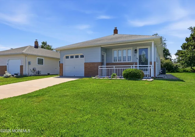 3rd image of 7 Saint Catherine Blvd, Toms River, NJ 08757 | MLS# 22619513