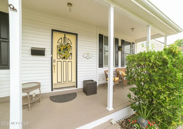 3rd image of 314 Beers St, Keyport, NJ 07735 | MLS# 22619831