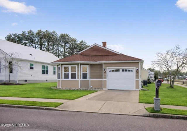 Photo 2 of Single family home for sale at 199 Canterbury Ln, Toms River, NJ 08757 | MLS# 22619520 | Listing updated on 2026-09-14