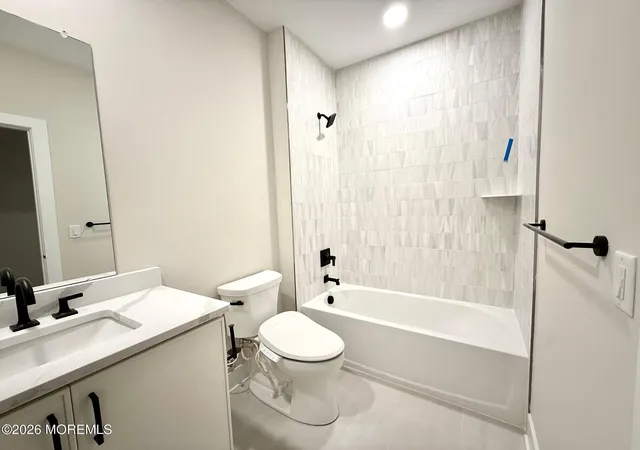 Homes for sale in Asbury Park, NJ | 419a Lake Avenue, Asbury Park, NJ 07712 | Houzeo