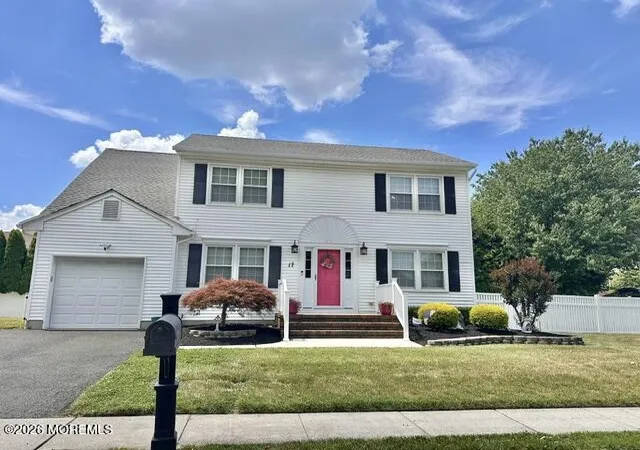 3rd image of 17 Reid Wy, Freehold, NJ 07728 | MLS# 22619538