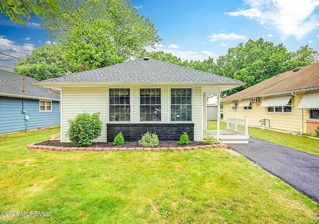 Photo 1 of Single family home for sale at 1912 Mount Juliano Ln, Toms River, NJ 08753 | MLS# 22619551 | Listing updated on 2026-09-07