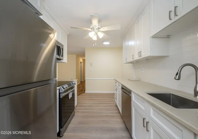 Homes for sale in Manalapan, NJ | 178 Amberly Dr #A, Manalapan, NJ 07726 | MLS# 22621337