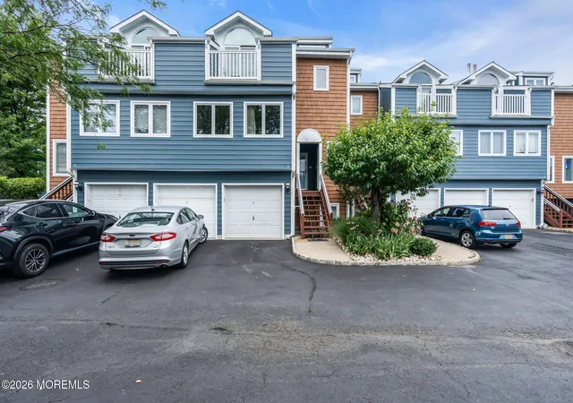 Homes for sale in Keyport, NJ | 135 First St #3B, Keyport, NJ 07735 | MLS# 22620798