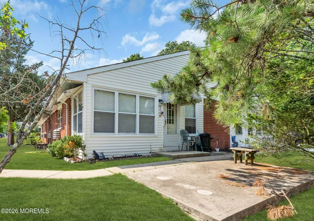 3rd image of 207B Laurel Pl, Whiting, NJ 08759 | MLS# 22620364