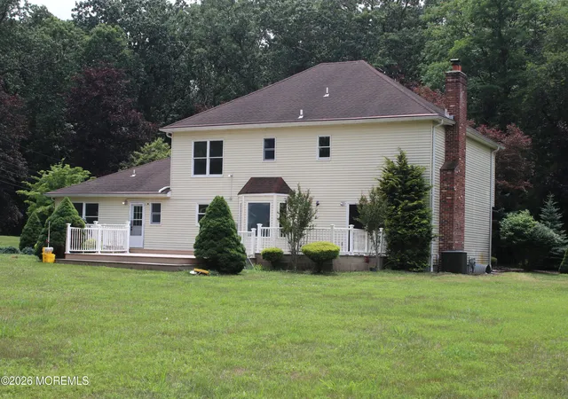 Homes for sale in Manalapan, NJ | 30 Mill Rd, Manalapan, NJ 07726 | MLS# 22619692