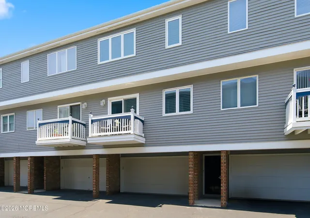 Listing Photo 4 - Condo for sale in building located at 109 Cliff Ave, Bradley Beach, NJ 07720 - Unit #2B