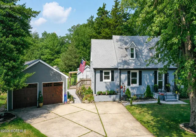 Homes for sale in Freehold, NJ | 559 Brickyard Rd, Freehold, NJ 07728 | MLS# 22620304