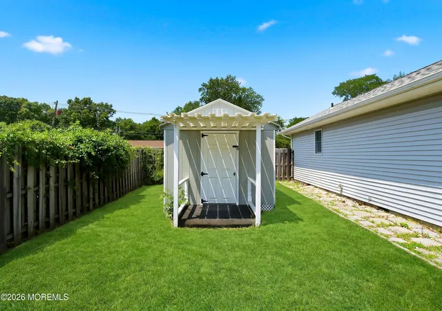 27th image of 20 Western Dr, Howell, NJ 07731 | MLS# 22620020