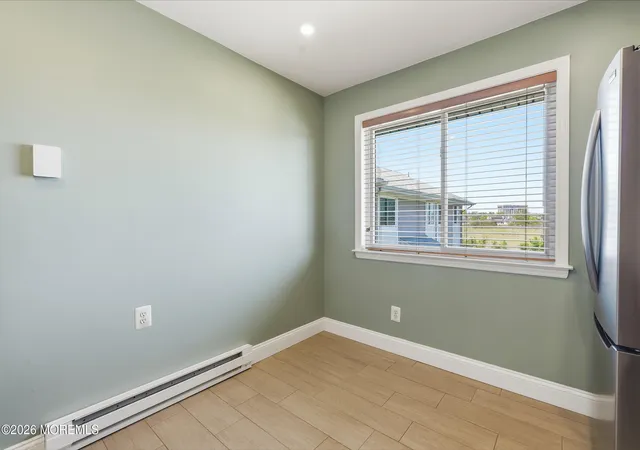 4th image of 51 Valentine St, Monmouth Beach, NJ 07750