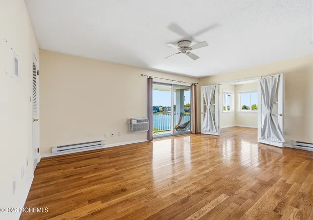 5th image of 51 Valentine St, Monmouth Beach, NJ 07750