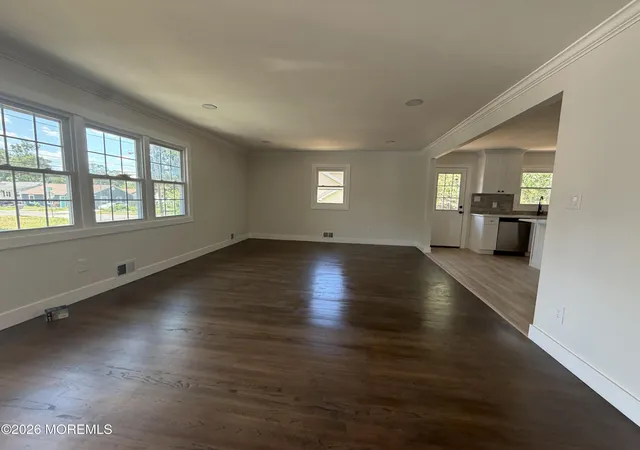 Homes for sale in Keyport, NJ | 29 Wayside Dr, Keyport, NJ 07735 | MLS# 22619738