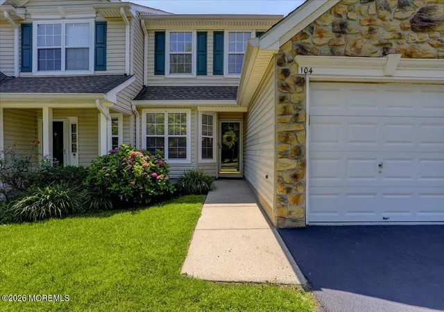 2nd image of 104 Gladiola Dr, Brick, NJ 08724 | MLS# 22620153