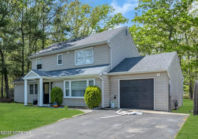 Homes for sale in Manchester, NJ | 2261 Huckleberry Rd, Manchester, NJ 08759 | MLS# 22620022