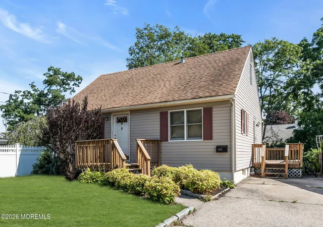 Homes for sale in Point Pleasant Boro, NJ | 2415 Beech St, Point Pleasant Boro, NJ 08742 | MLS# 22620521