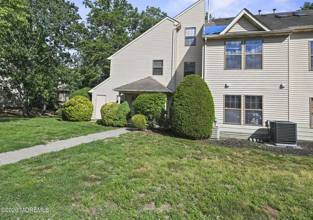 Homes for sale in Jackson, NJ | 101 Bluebell Dr, Jackson, NJ 08527 | MLS# 22620457